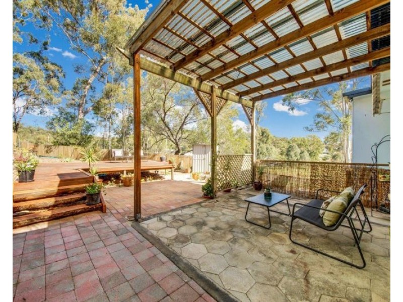 29 Pine Avenue, West Gladstone QLD 4680