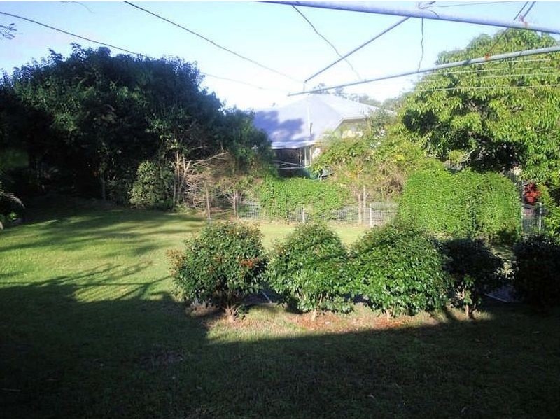 60 Elizabeth Street, South Gladstone QLD 4680