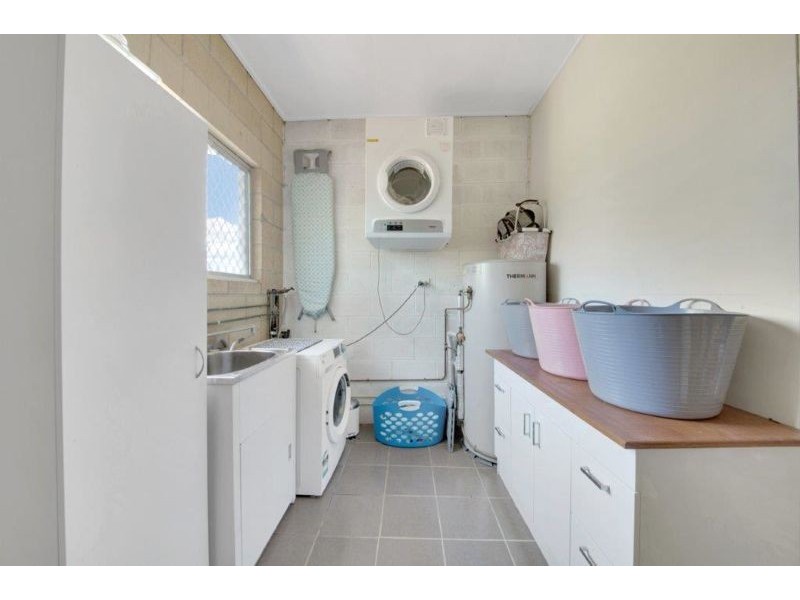 25 Cairncross Street, Sun Valley QLD 4680