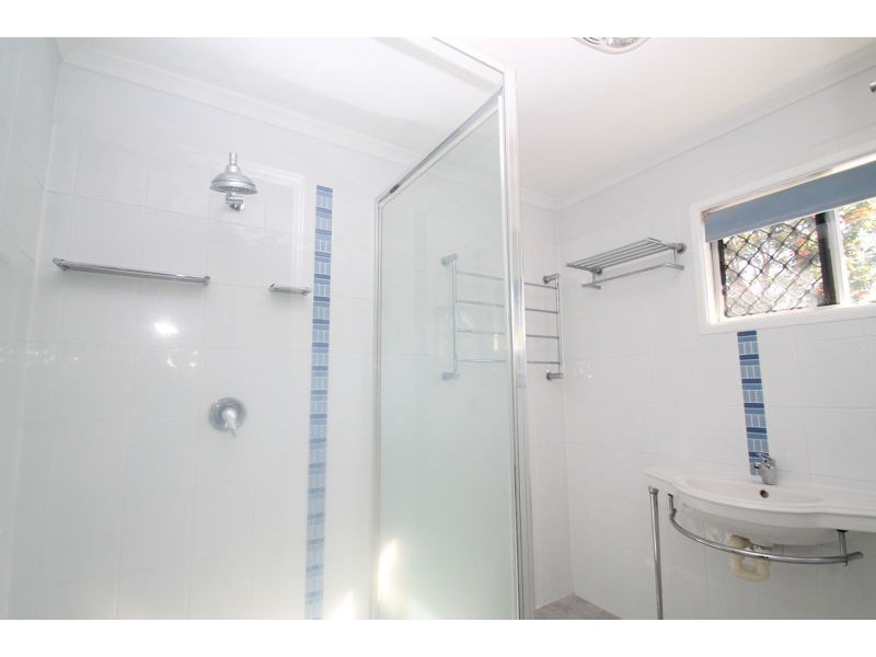 8 Watson Close, South Gladstone QLD 4680