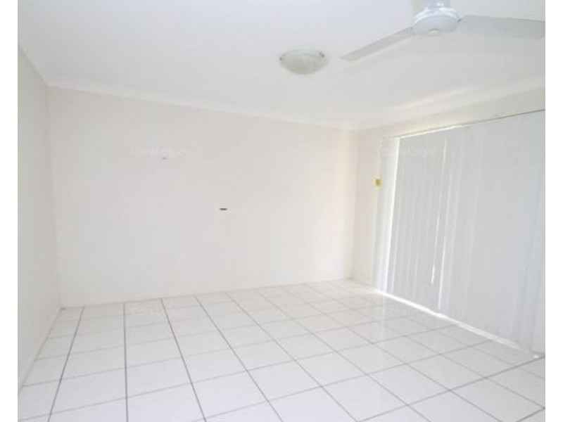 10 Bacall Street, West Gladstone QLD 4680