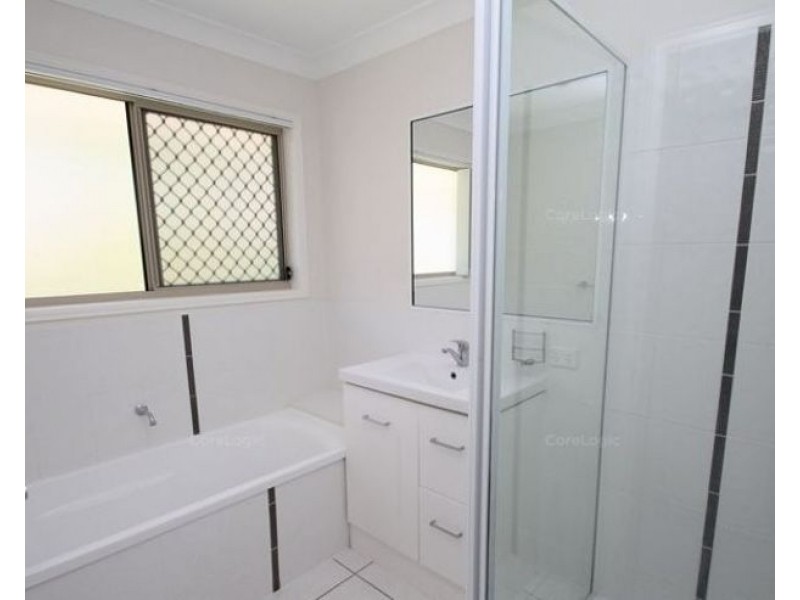 10 Bacall Street, West Gladstone QLD 4680