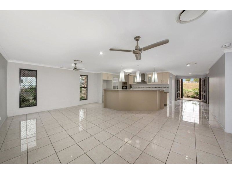 18 Billabong Drive, Glen Eden QLD 4680