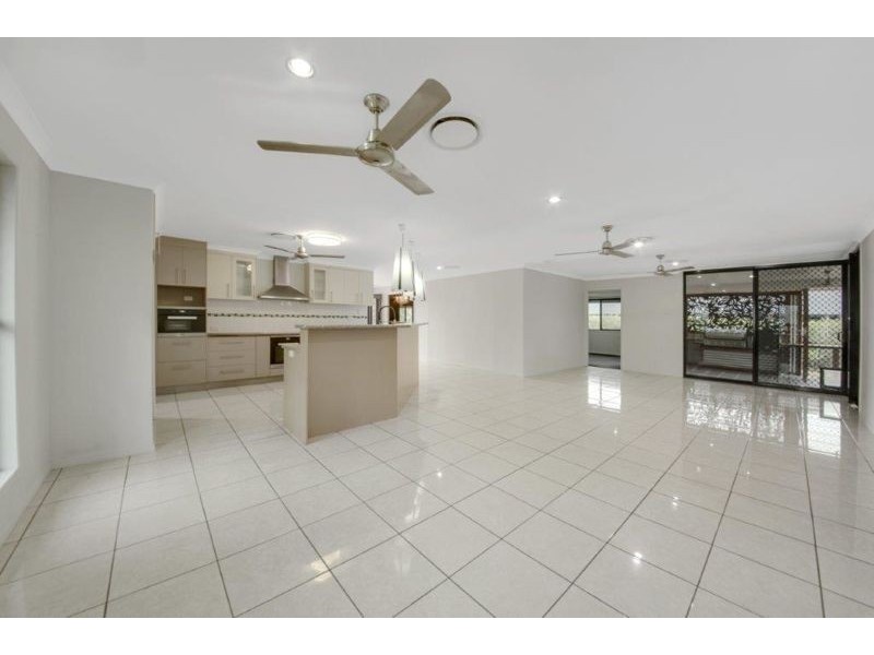 18 Billabong Drive, Glen Eden QLD 4680