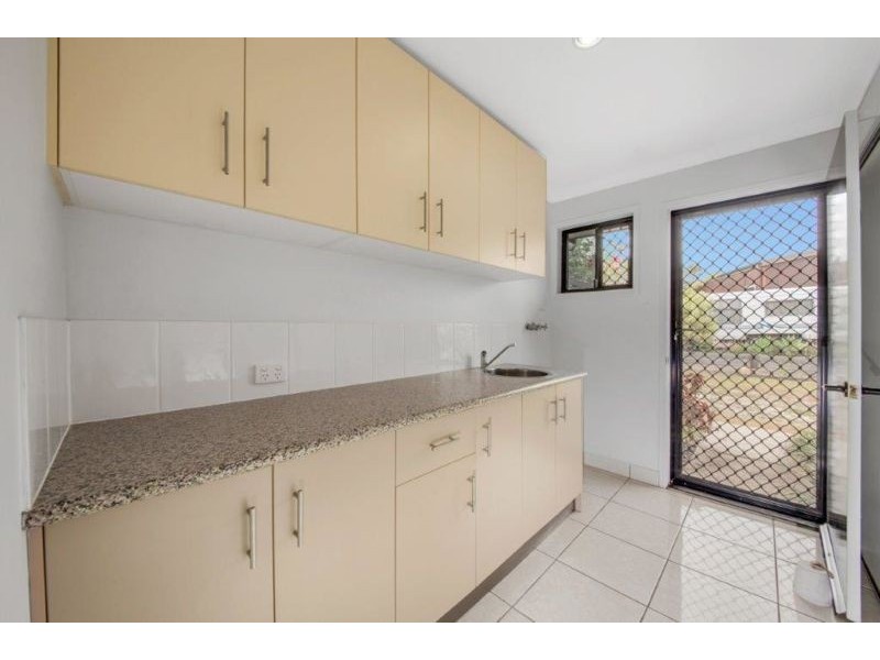 18 Billabong Drive, Glen Eden QLD 4680