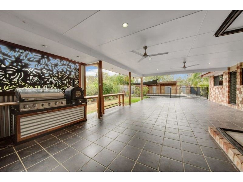 18 Billabong Drive, Glen Eden QLD 4680