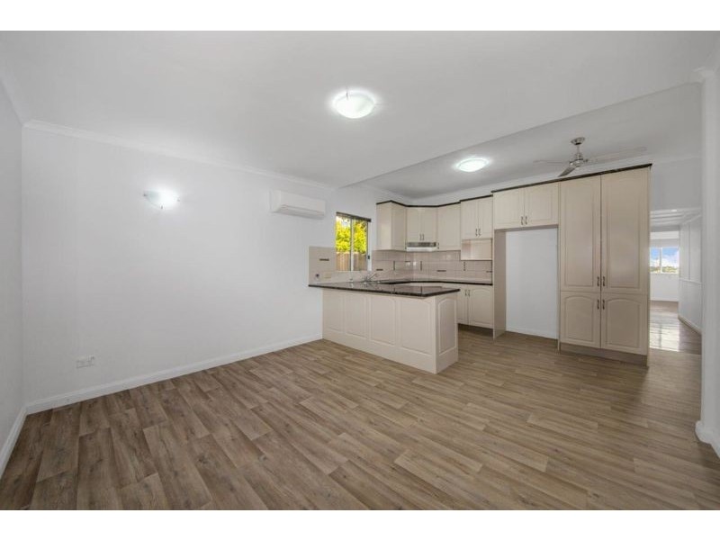 203 Oaka Street, South Gladstone QLD 4680