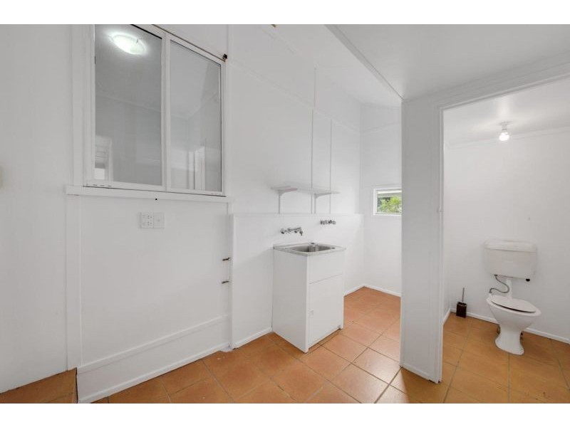 203 Oaka Street, South Gladstone QLD 4680