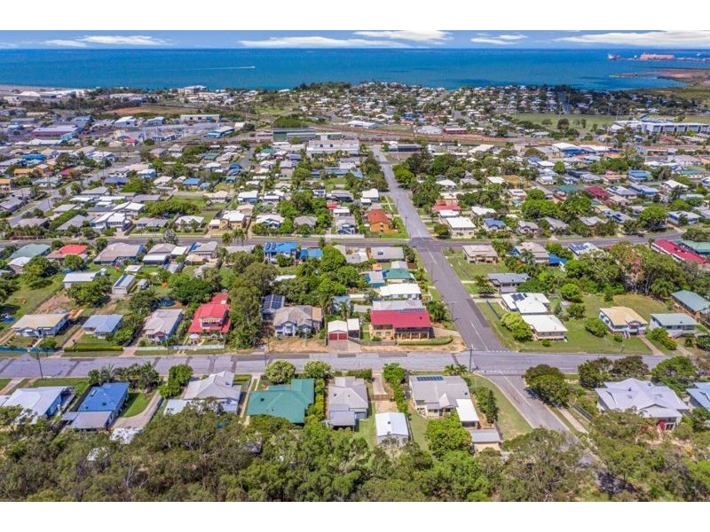 203 Oaka Street, South Gladstone QLD 4680
