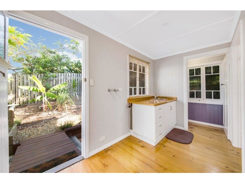 33 Harbour Terrace, Gladstone QLD 4680