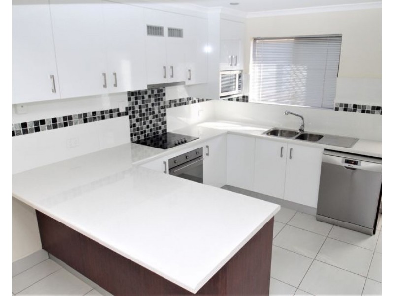 2/45 O’Connell Street, Barney Point QLD 4680