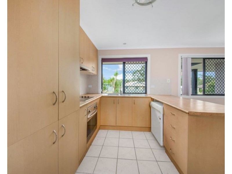 13 Dunstall Street, Clinton QLD 4680