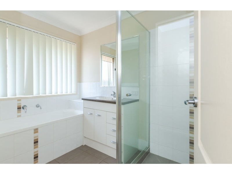 6 Woodward Avenue, Calliope QLD 4680