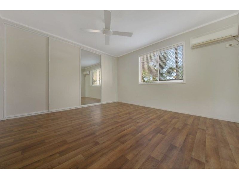 13 Hansen Crescent, Clinton QLD 4680