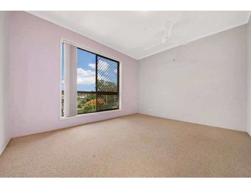 2 Luton Street, Telina QLD 4680