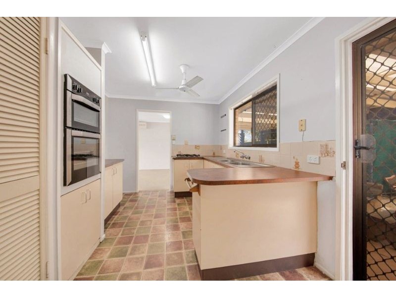 2 Luton Street, Telina QLD 4680