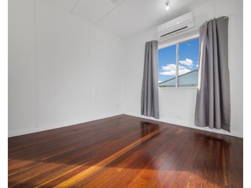 203 Oaka Street, South Gladstone QLD 4680