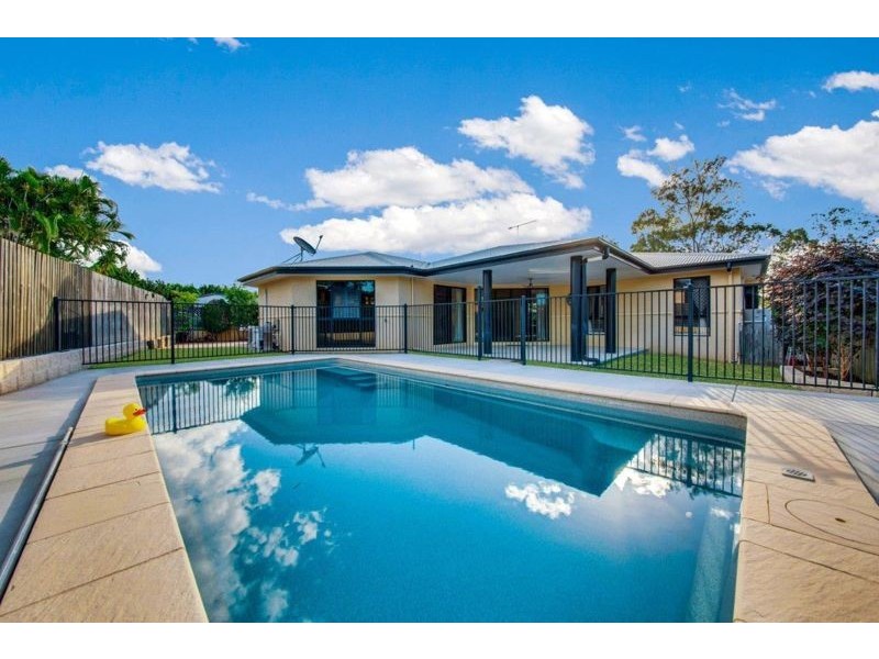 35 Katrina Boulevard, New Auckland QLD 4680