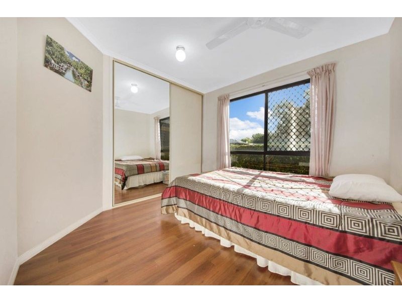 35 Katrina Boulevard, New Auckland QLD 4680