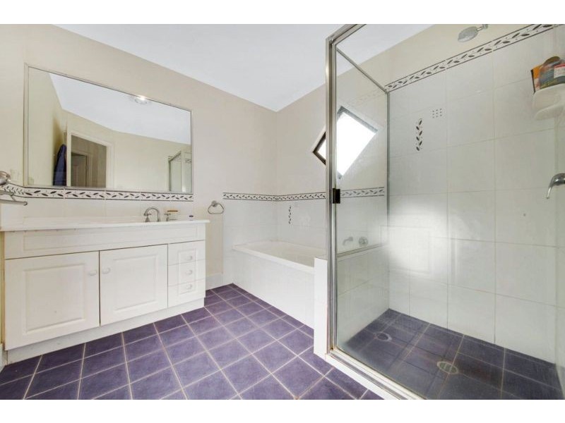 35 Katrina Boulevard, New Auckland QLD 4680