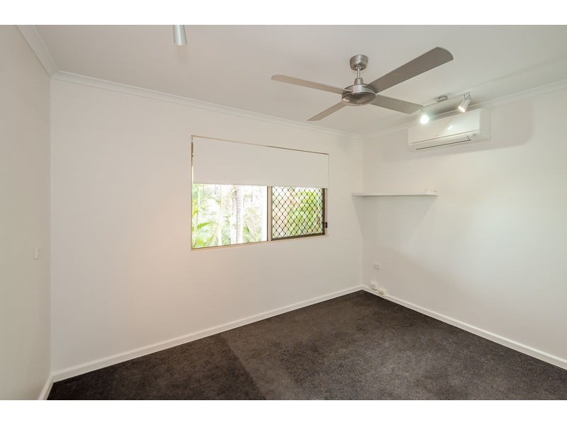25 Rigby Crescent, West Gladstone QLD 4680