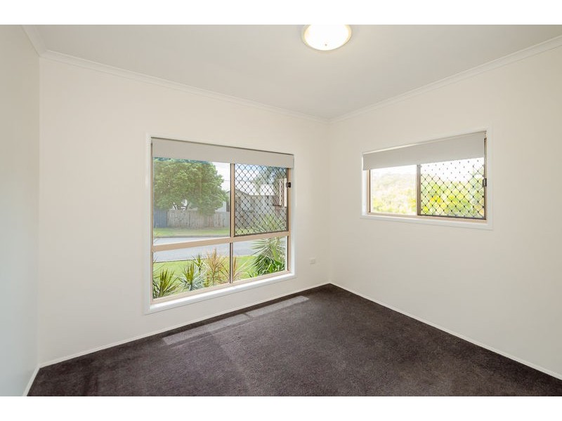 25 Rigby Crescent, West Gladstone QLD 4680