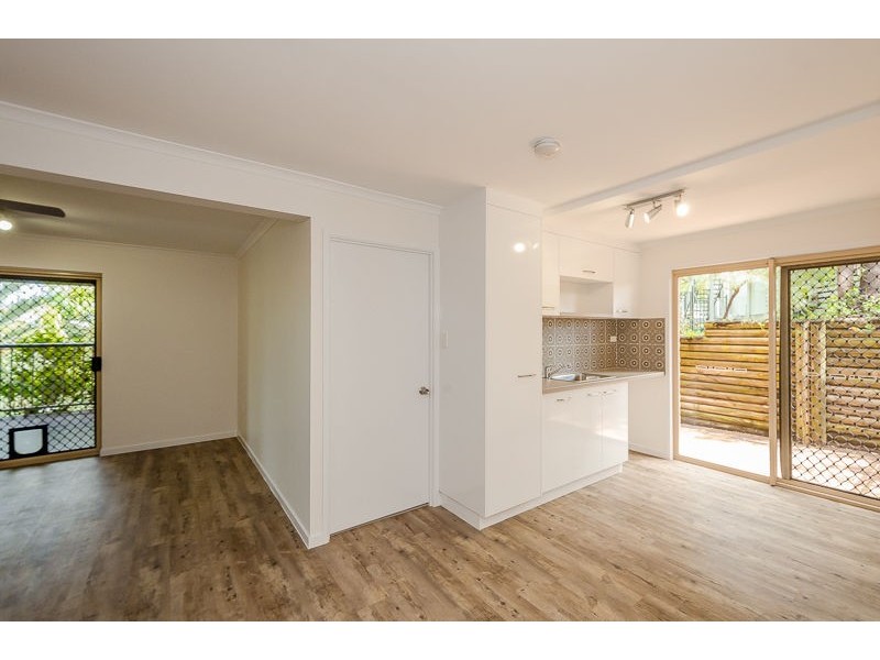 25 Rigby Crescent, West Gladstone QLD 4680