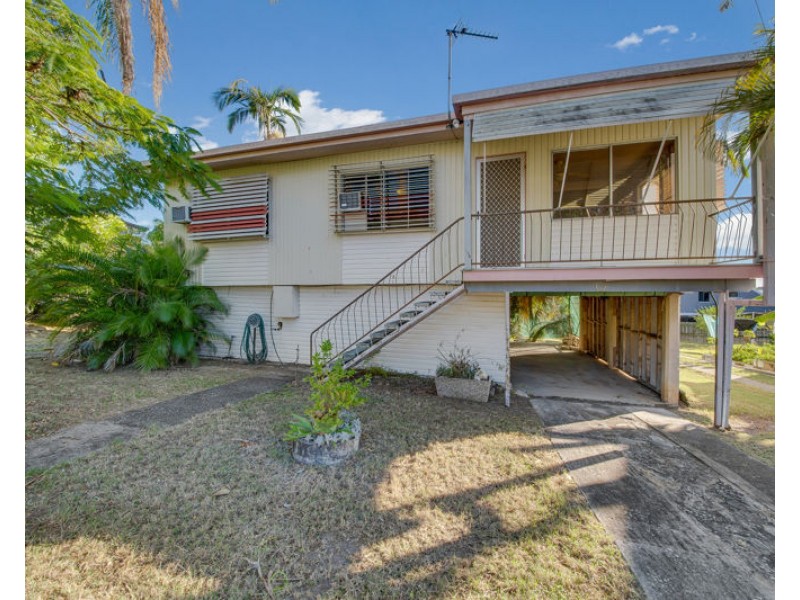24 Butler Street, New Auckland QLD 4680