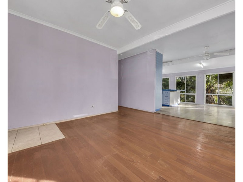24 Butler Street, New Auckland QLD 4680
