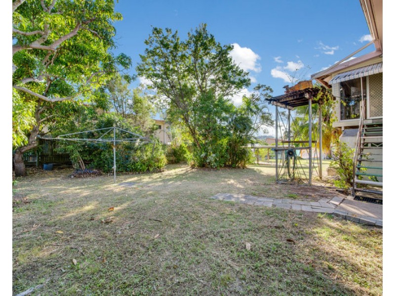 24 Butler Street, New Auckland QLD 4680