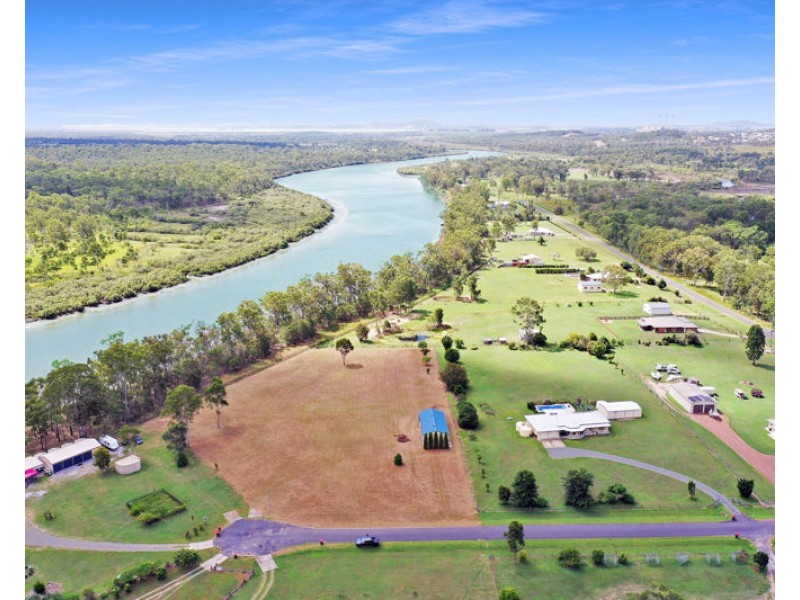 10 Pams Court, Beecher QLD 4680