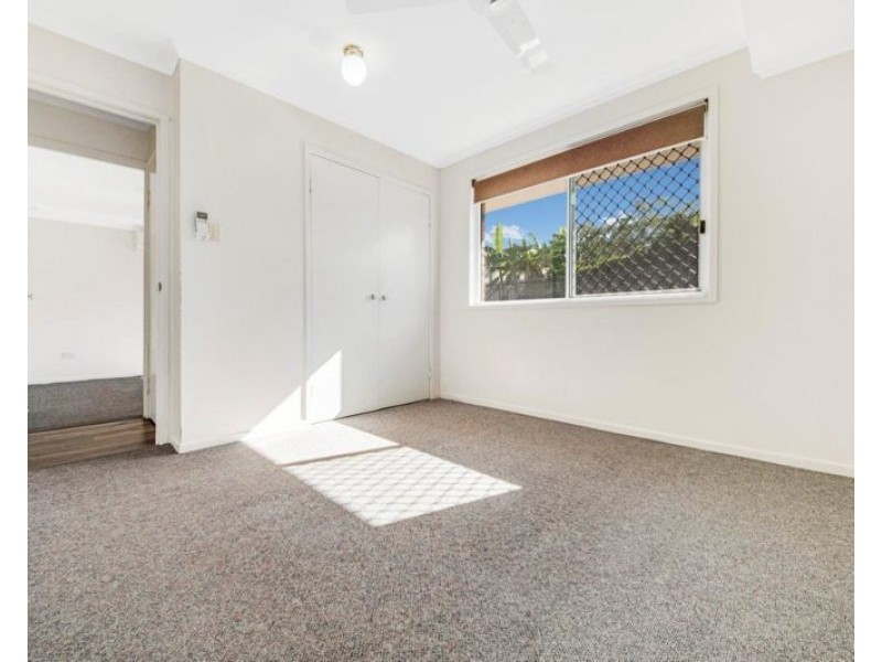 16 Mycumbene Way, Glen Eden QLD 4680