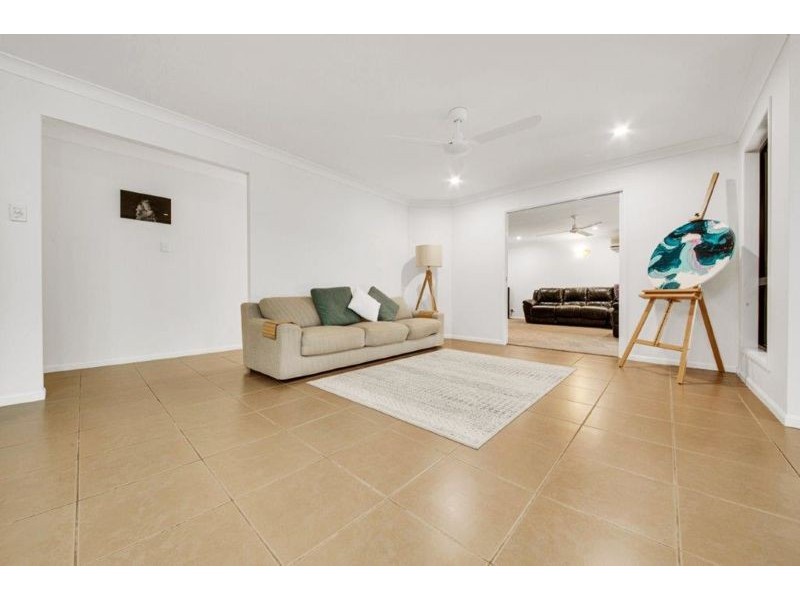 91 Surveyor Place, Beecher QLD 4680