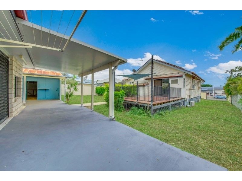 11 Marten Street, South Gladstone QLD 4680