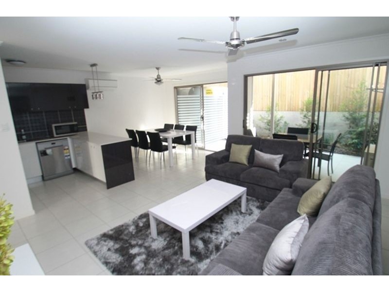 4/5 Glenlyon Street, Gladstone QLD 4680