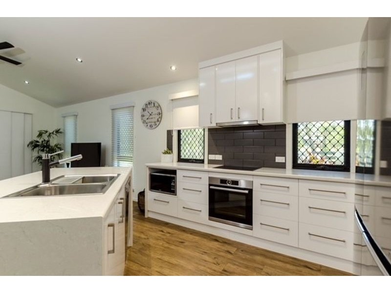 4 Clipper Terrace, South Gladstone QLD 4680