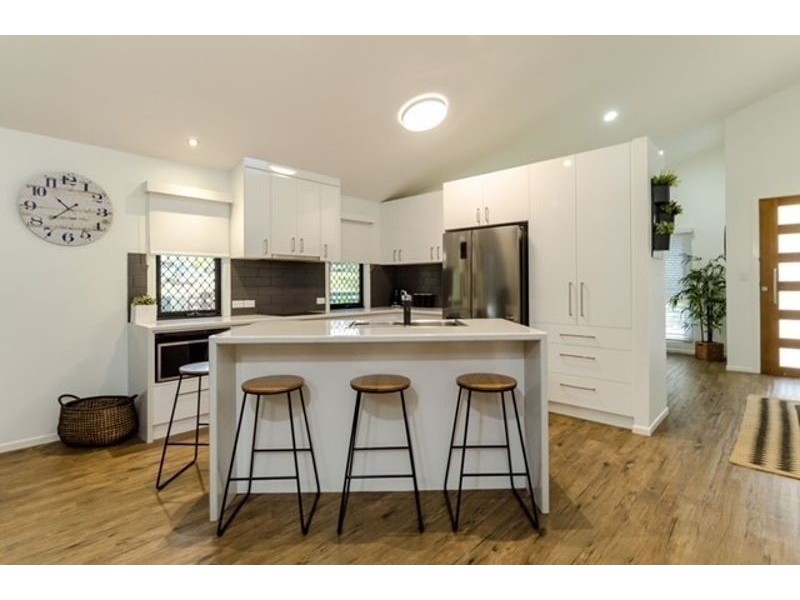 4 Clipper Terrace, South Gladstone QLD 4680