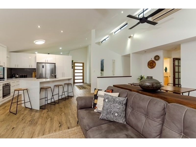 4 Clipper Terrace, South Gladstone QLD 4680