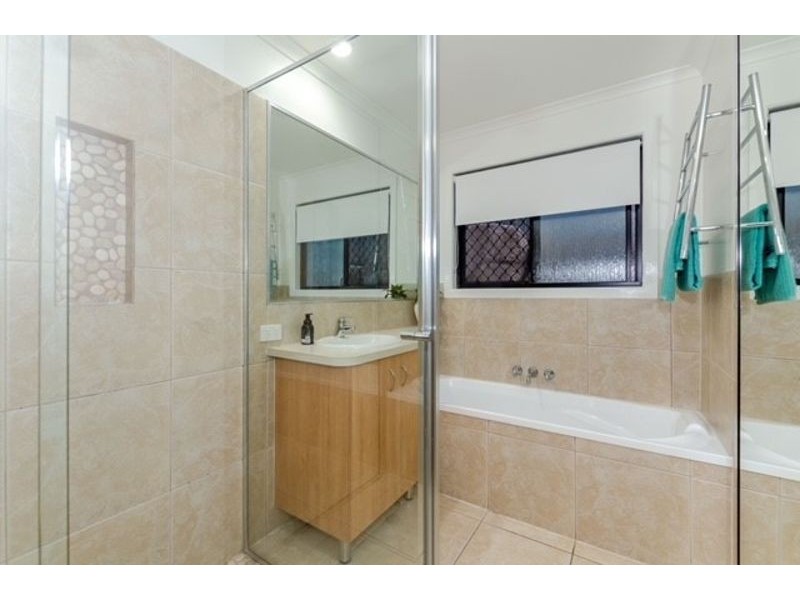 4 Clipper Terrace, South Gladstone QLD 4680