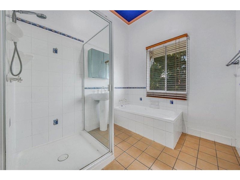 40 Agnes Street, South Gladstone QLD 4680