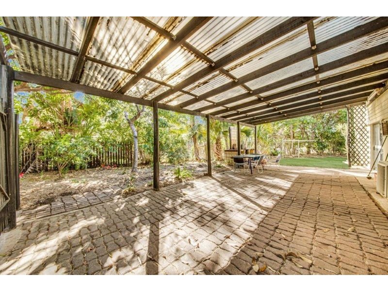 40 Agnes Street, South Gladstone QLD 4680