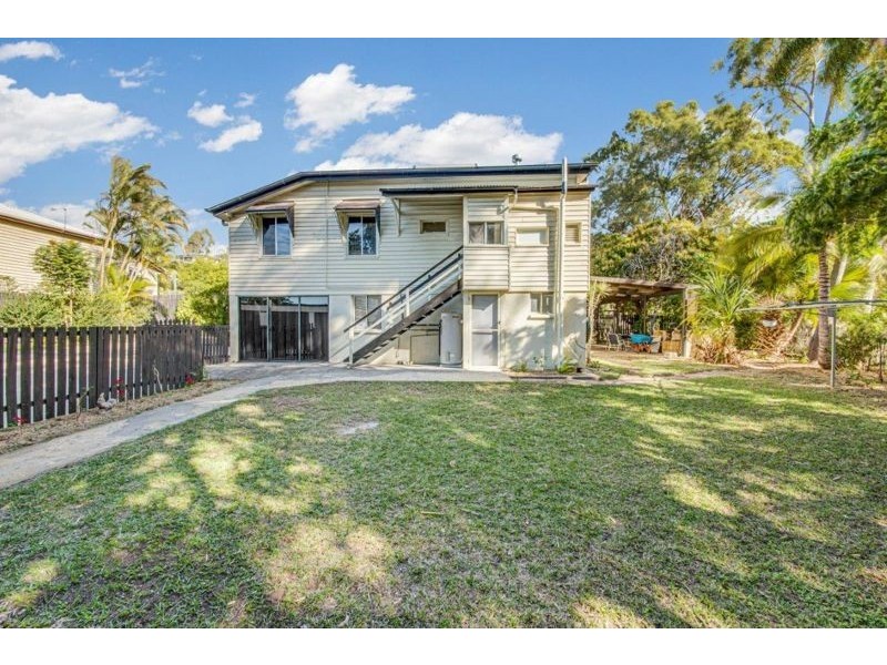 40 Agnes Street, South Gladstone QLD 4680