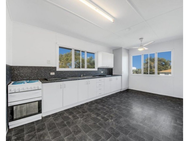 6 Ryalls Street, Barney Point QLD 4680
