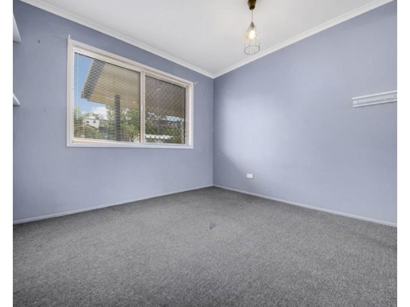46 Ferguson Crescent, West Gladstone QLD 4680