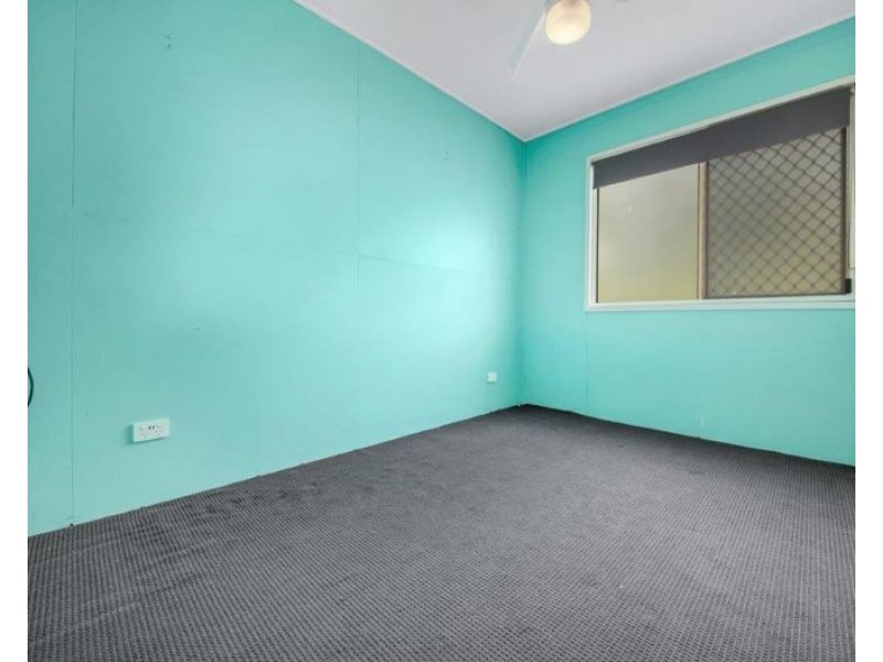 46 Ferguson Crescent, West Gladstone QLD 4680