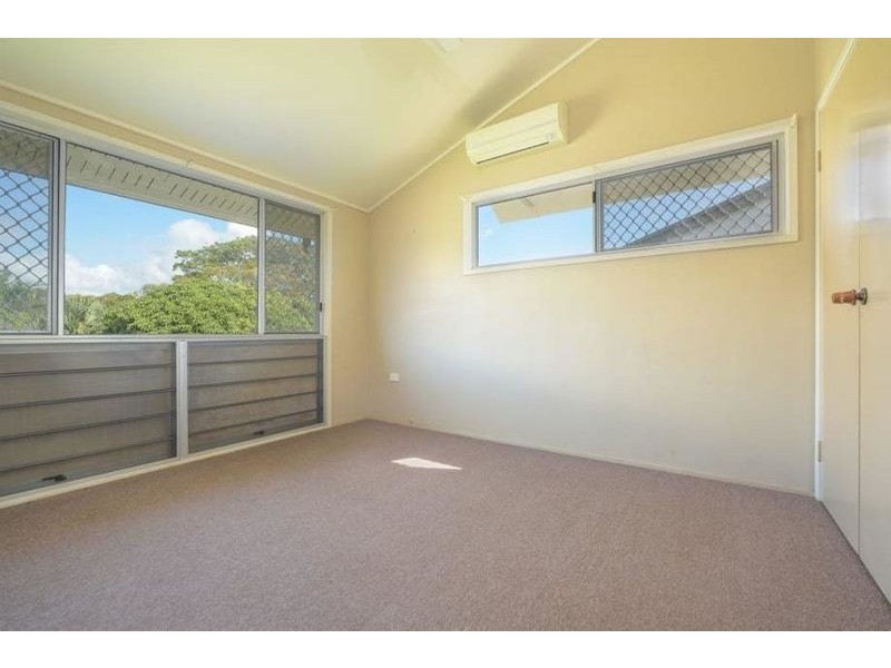 29 Park Street, West Gladstone QLD 4680