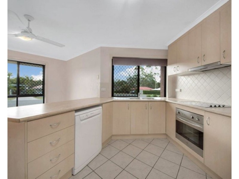 1 Curran Court, Clinton QLD 4680