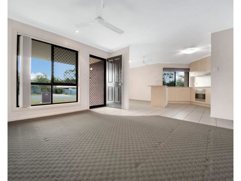 1 Curran Court, Clinton QLD 4680