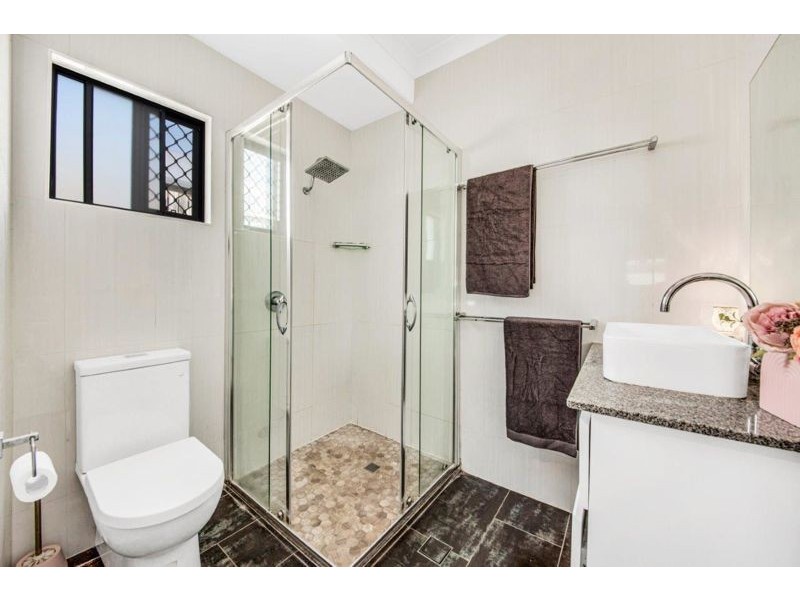 1/7 Centaurus Close, Telina QLD 4680