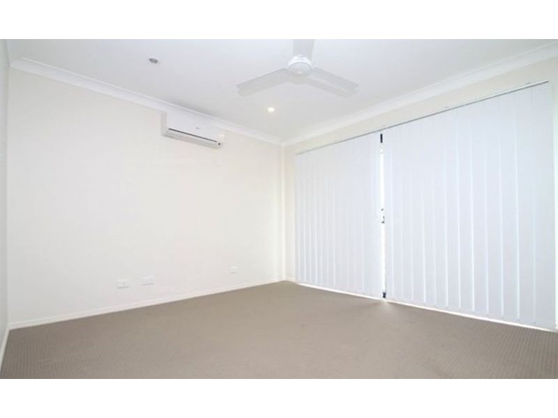 17 Woodland Court, Kirkwood QLD 4680